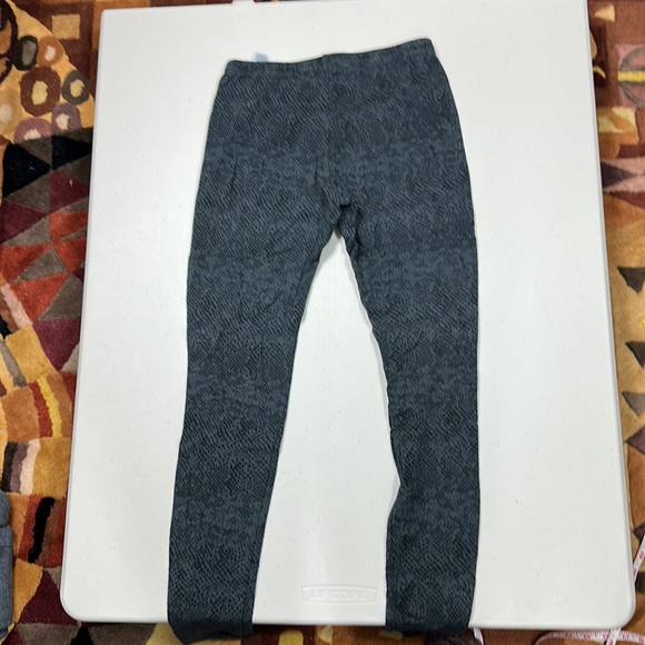 Splendid gray snakeskin print leggings - Picture 2 of 3